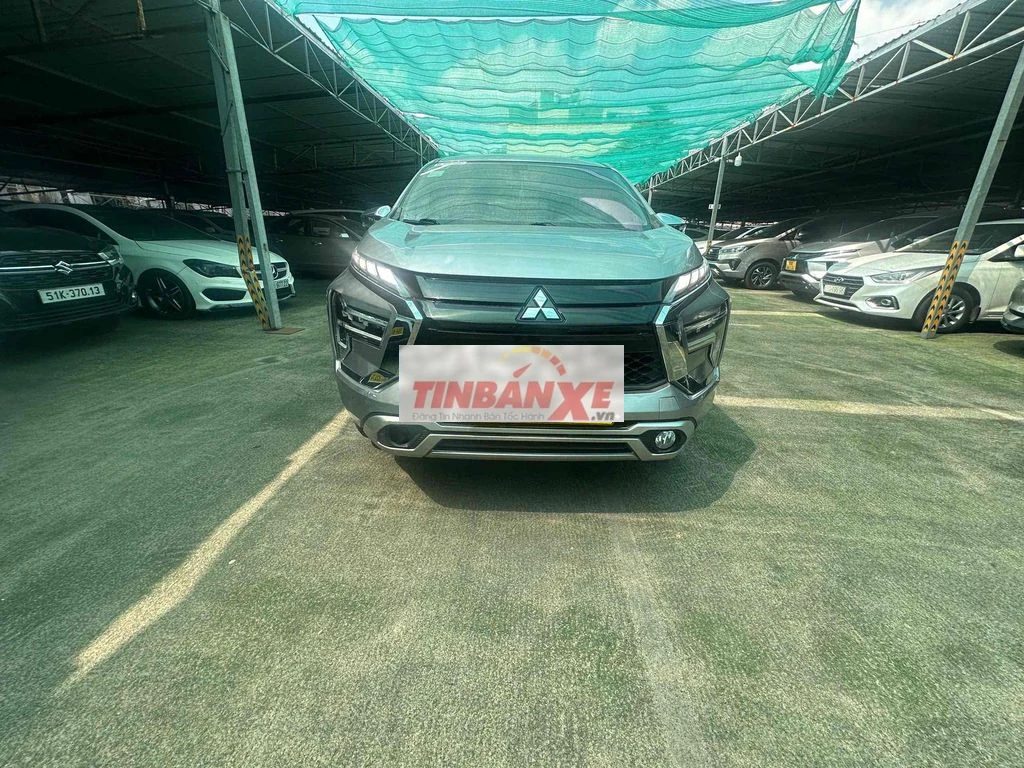 Mitsubishi Xpander 2024 Premium bạc