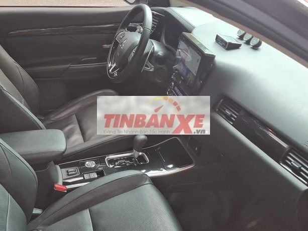 Mitsubishi Outlander 2.4 2019 Đen 58.000 km
