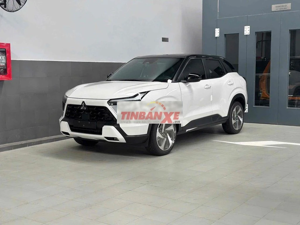 Xforce miễn 100% thuế trước bạ, + quà tặng hot