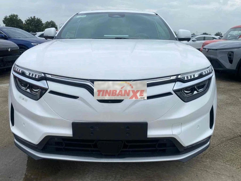 VinFast VF8 Plus 2023 Trắng 53000 km