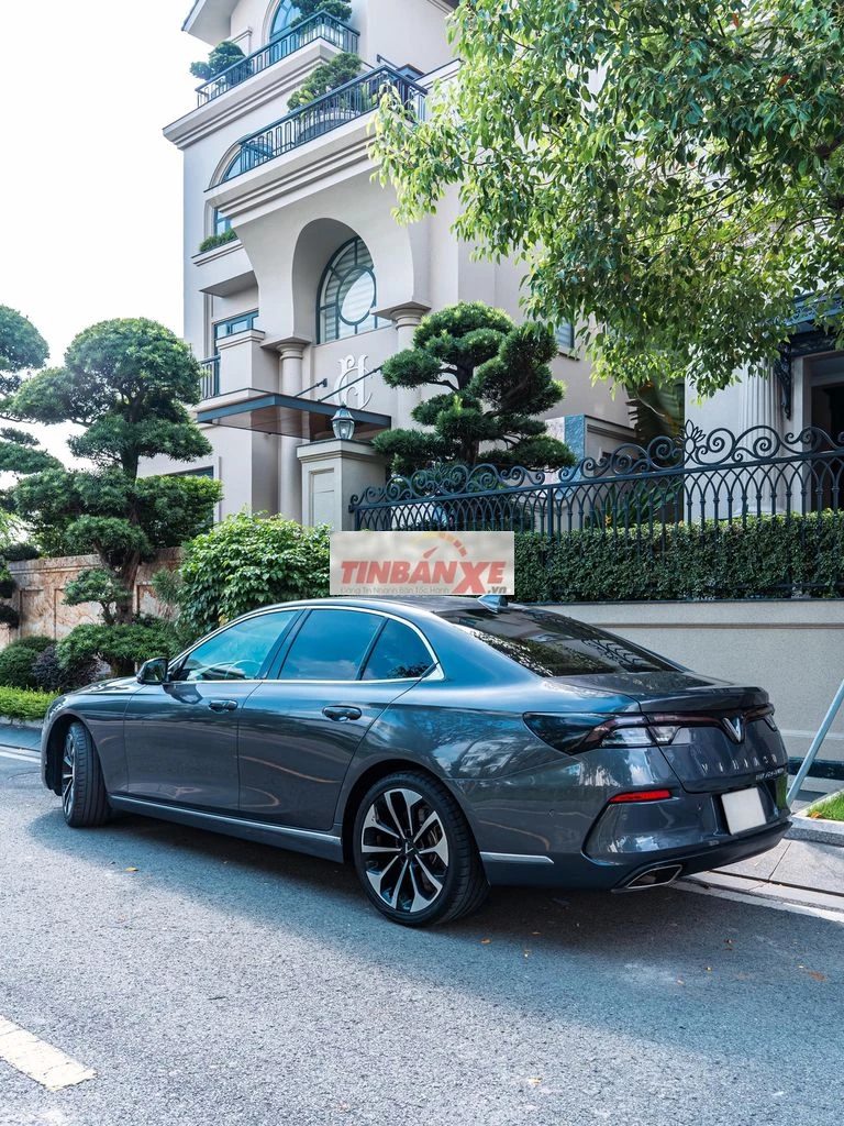 Chính chủ VinFast LUX A2.0 premium (cao cấp nhất)