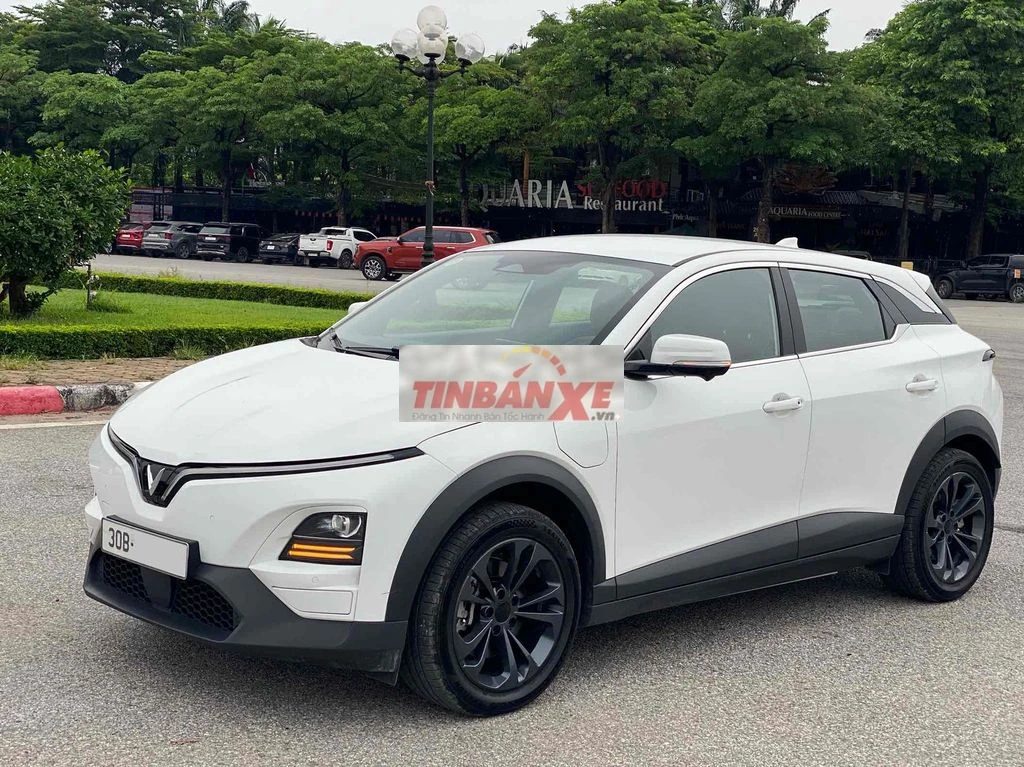 VinFast VF6 Plus 2026 Trắng 7.500 km