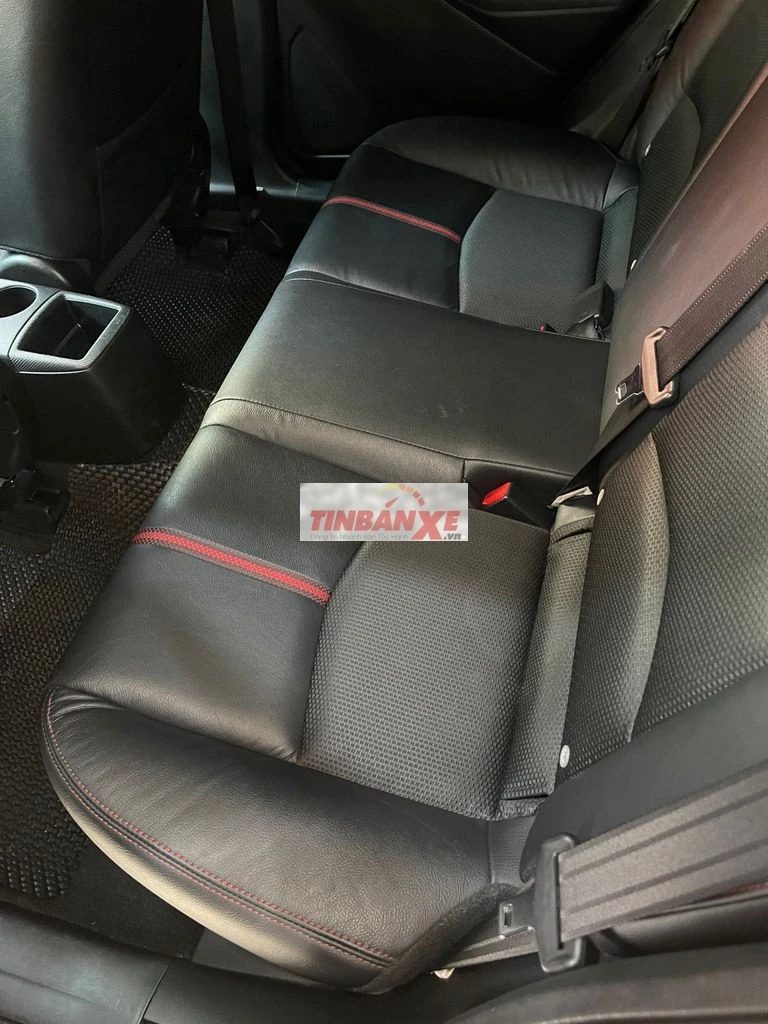 Mazda 2 Hatchback 1.5 AT 2015 Trắng 80.000 km