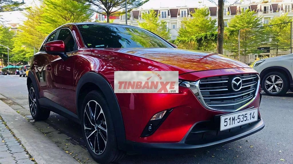 Gia đình bán xe hiệu Mazda CX-3 SX 2024 mới 95%