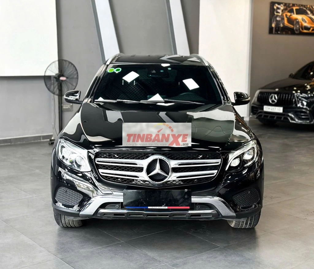 Mercedes GLC 250 2019 Đen 72.000km