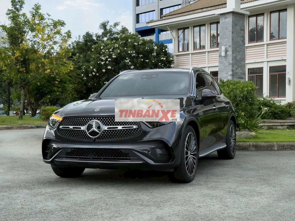 🔺Mercedes GLC 300 v1 model 2025 biển hcm bh hãng