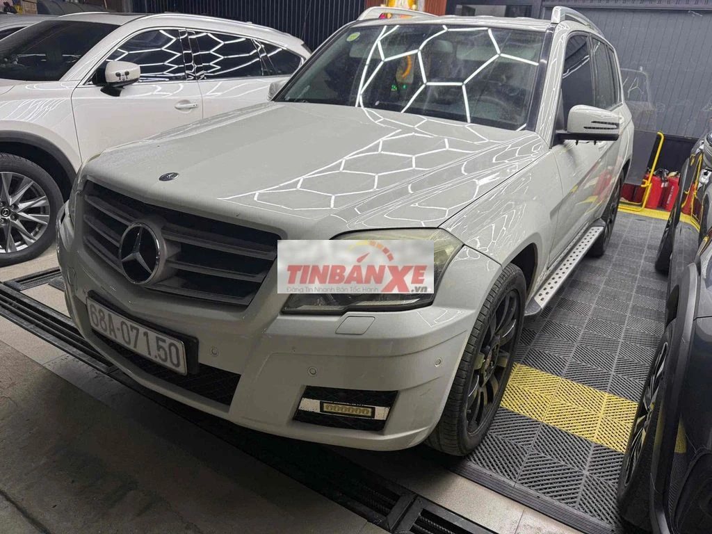 Mercedes-Benz GLK 300 2010 Trắng