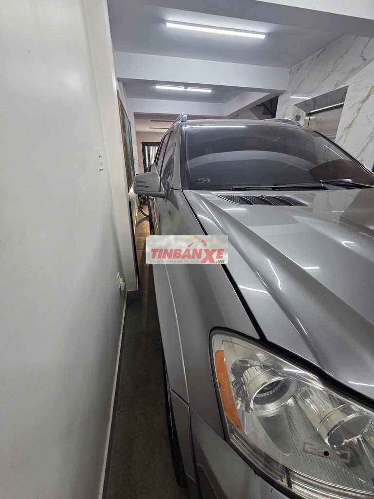 Mercedes-Benz GL550 2010 Xám 164.531 km