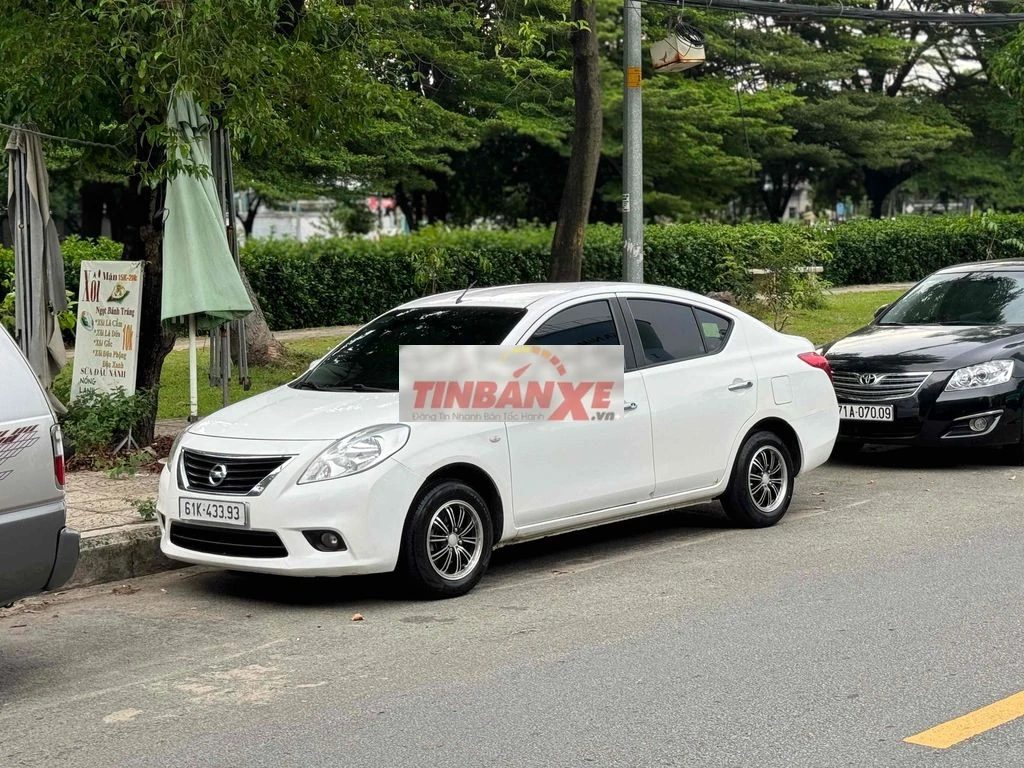 Nissan Sunny 2016 Số sàn Xăng 1.5L Trắng
