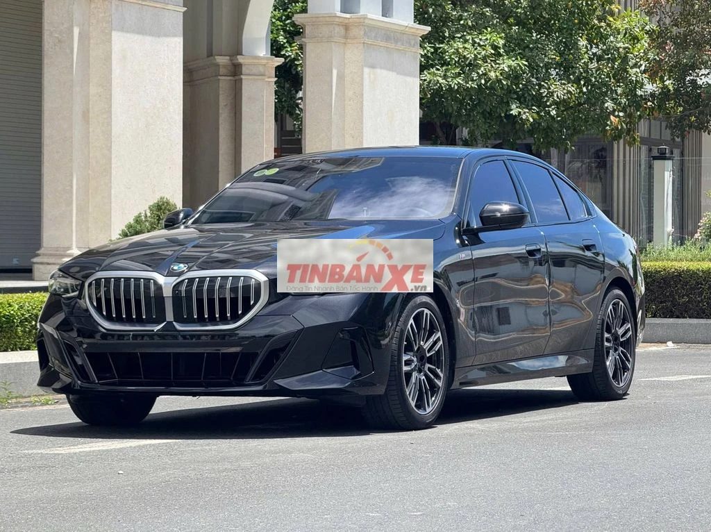 BMW 530im-sport model2026 nhập đức bh hãng 2030