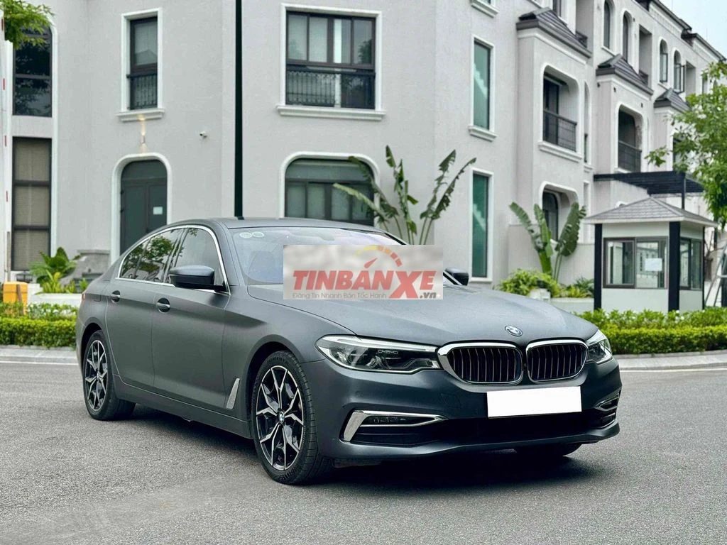 BMW 530i Xám 53000 km Loa Harman