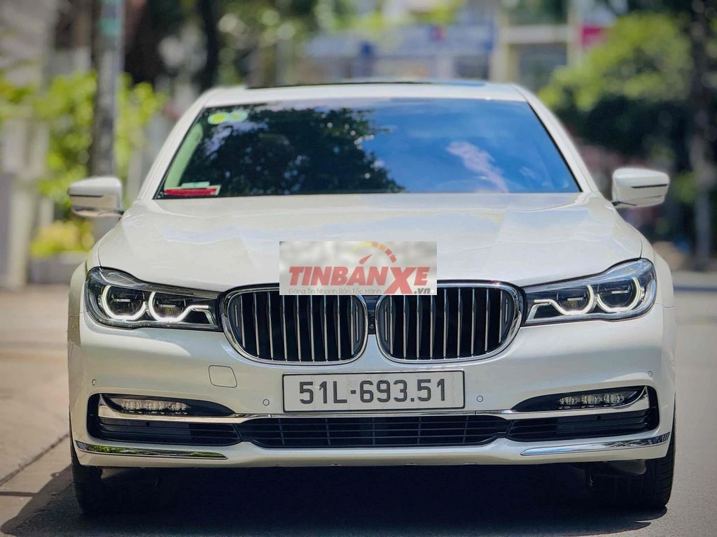 BMW 740i Pure Excellence 2016 Trắng 76.000km