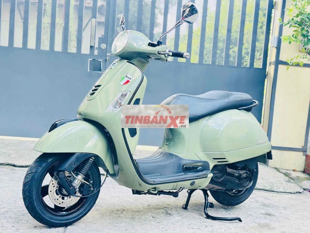 Piaggio Vespa GTS 125cc 2015 Xanh bơ