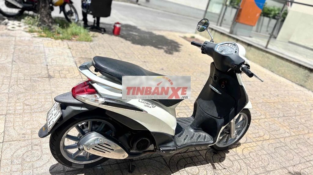 Piaggio Liberty 125 Trắng Nguyên zin