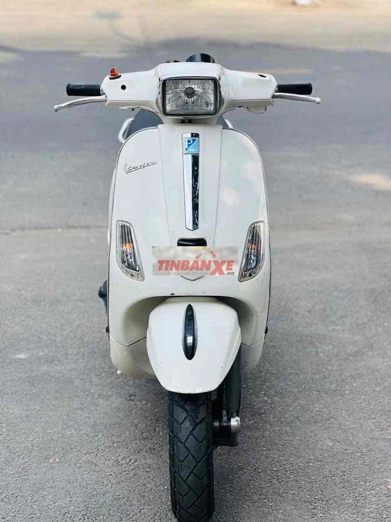 Piaggio Vespa S Đèn Vuông 125cc 2013 Trắng
