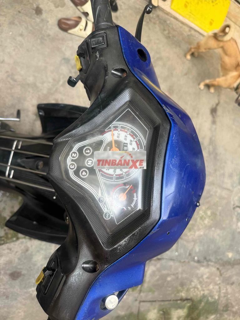 Suzuki Axelo tay con 2015 Xanh