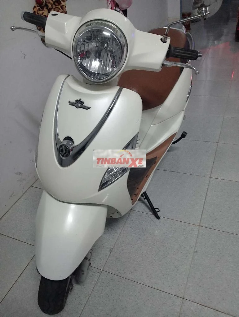 SYM Elizabeth FI Trắng
