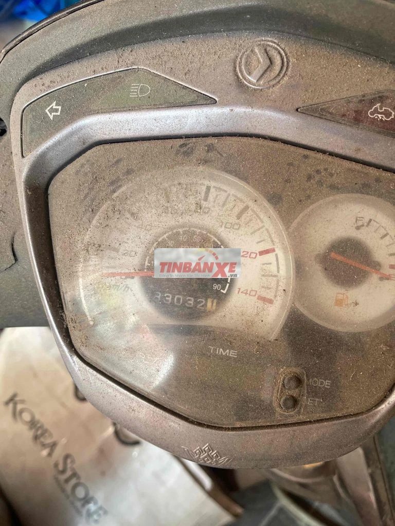 SYM Shark Nâu 33032 KM