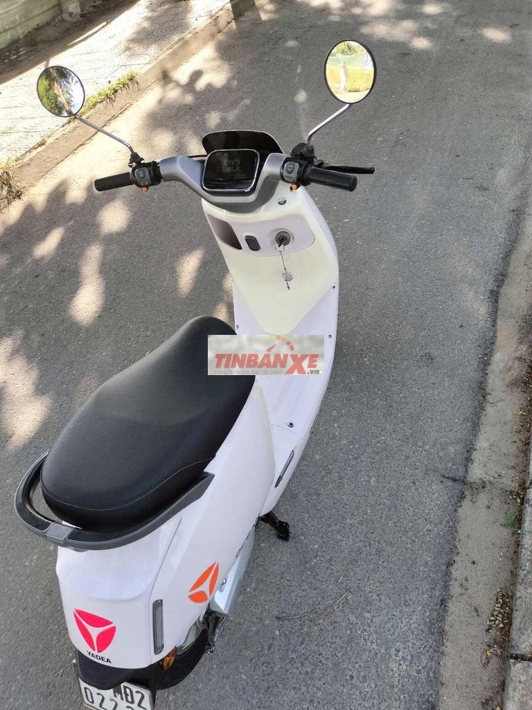 Xe điện Yadea Trắng