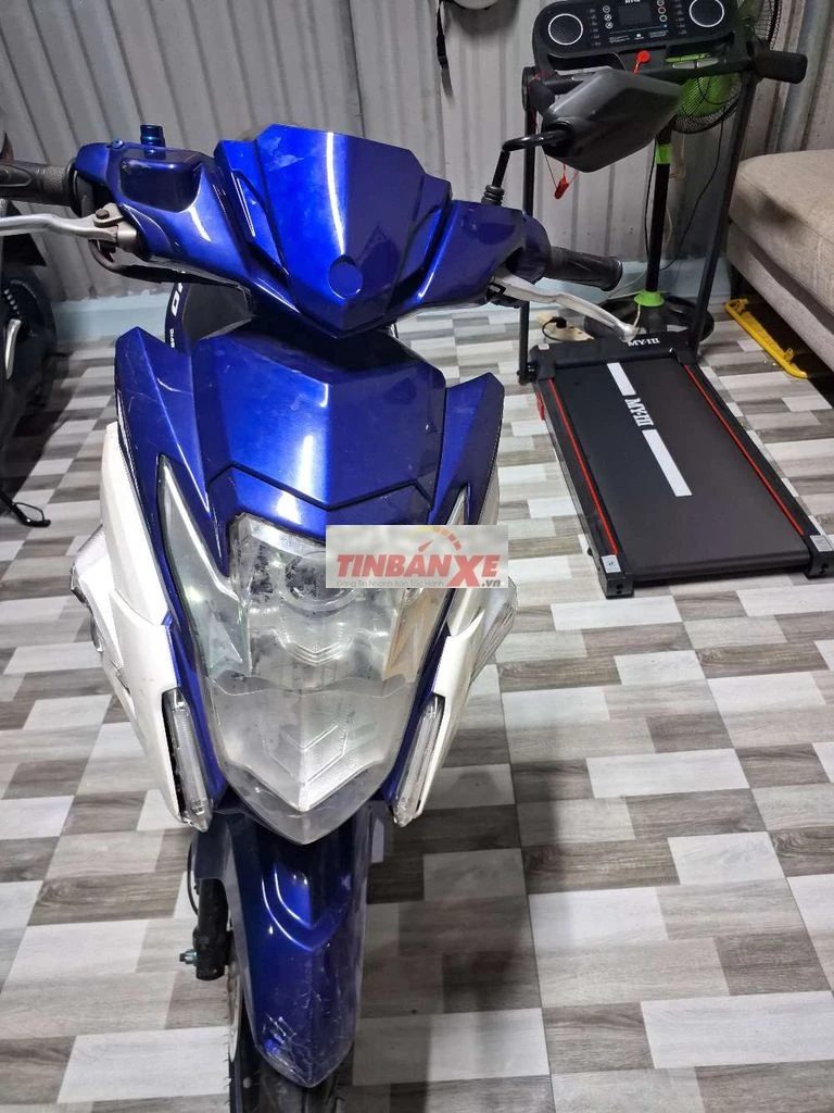 Yamaha Nouvo 6 FI Xanh trắng Xe tay ga