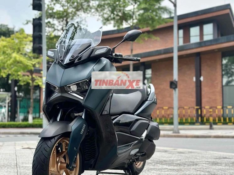 Yamaha Xmax 300 2023