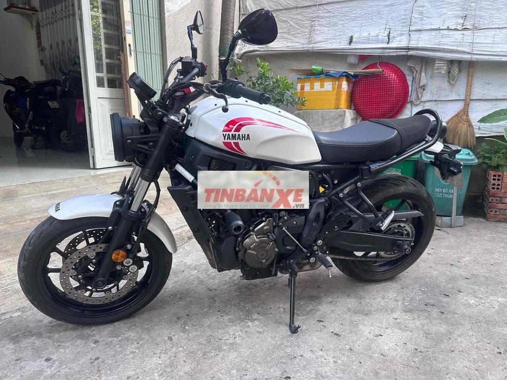 Yamaha XSR700 Trắng 3.600 km