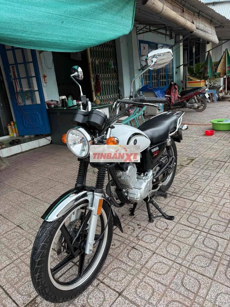 Yamaha YB 125 SP 2018 Trắng 9150km