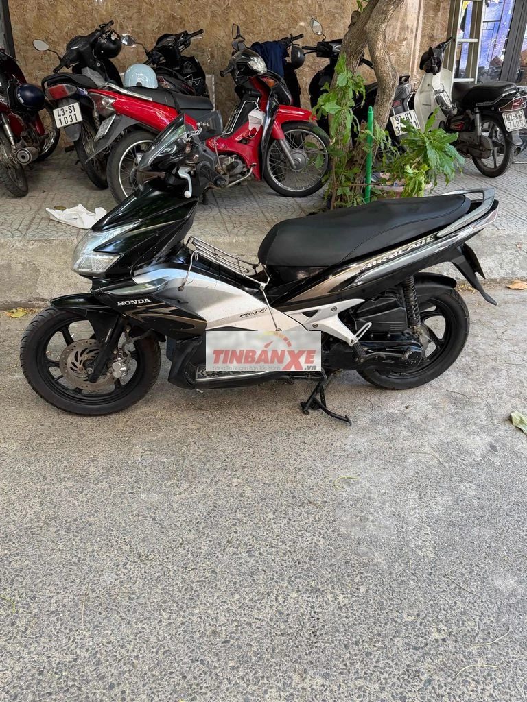 Honda Air Blade Đen