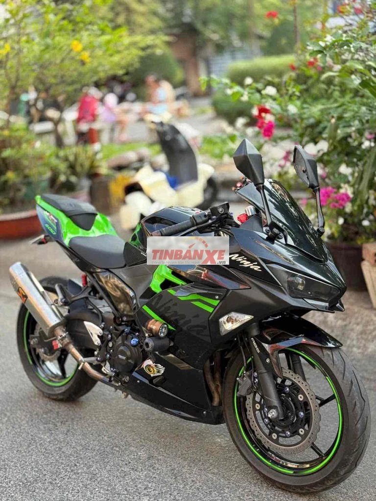 Kawasaki Ninja 400 2019 Đen, Xanh lá