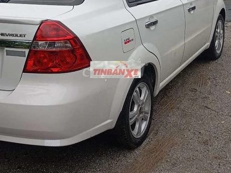 Chevrolet Aveo 2018 Số sàn,bản đủ màu Trắng