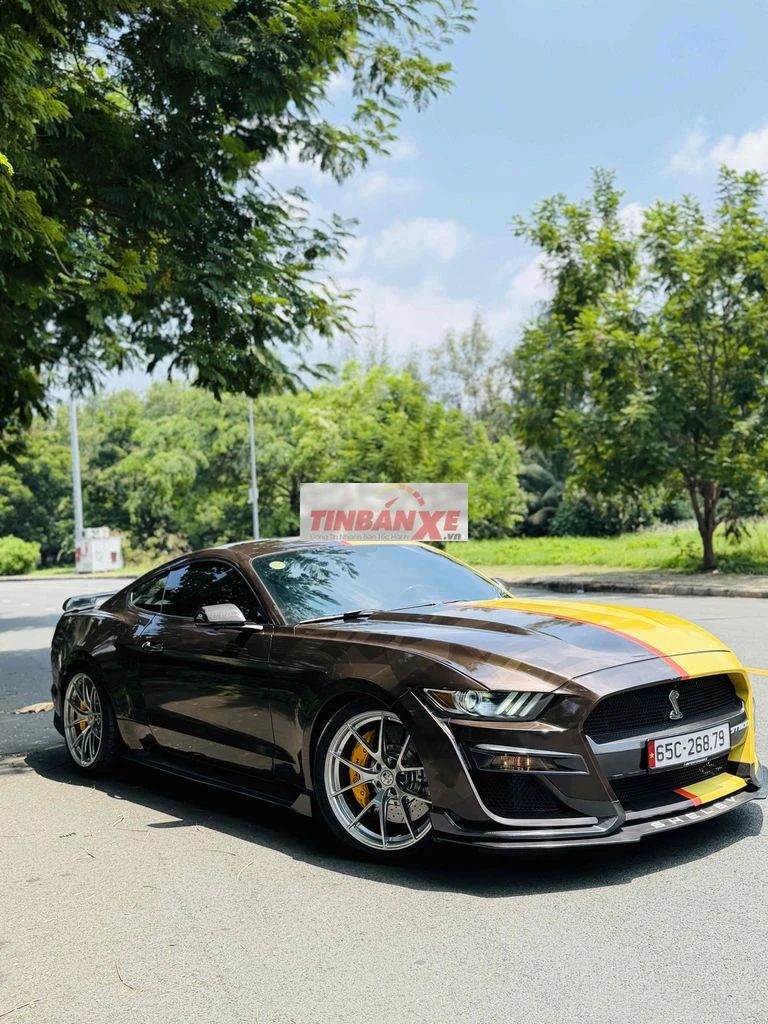 Ford Mustang 2.3 ECOSPORT Premium 2015 Nâu