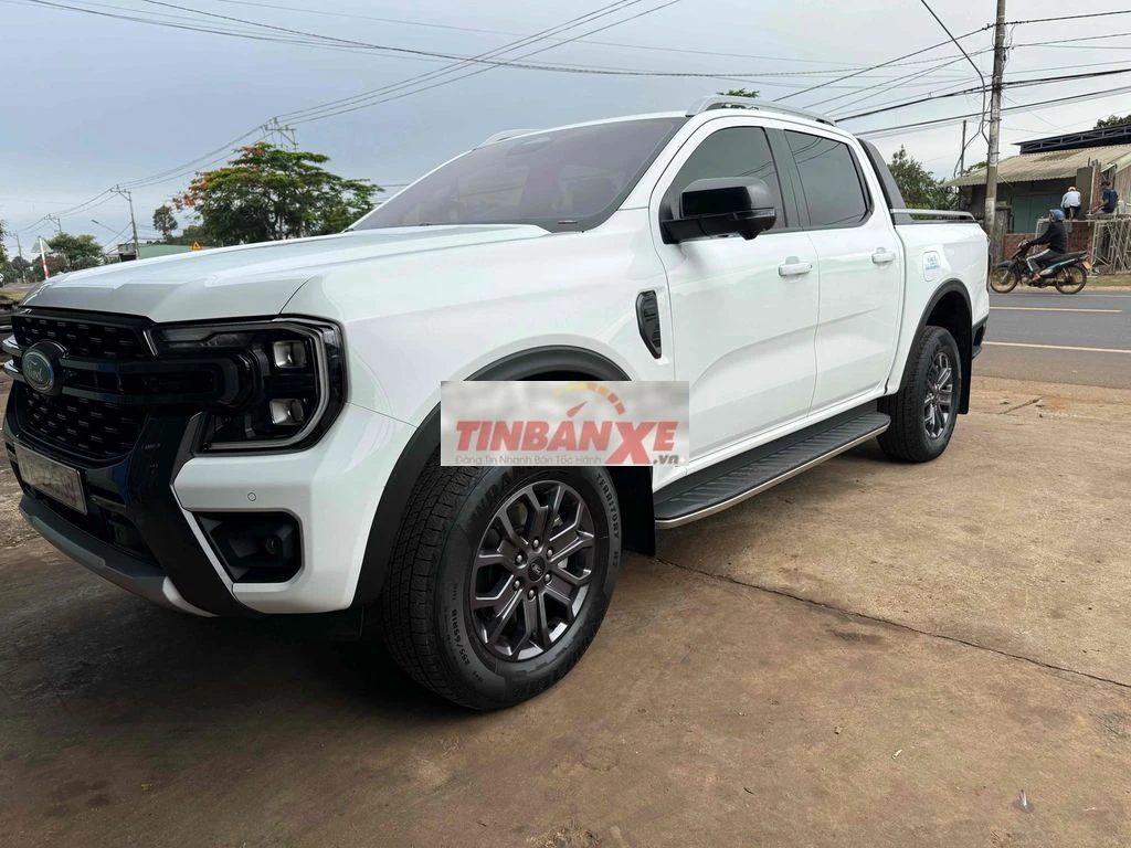 Ford Ranger Wildtrak Trắng 64962 km