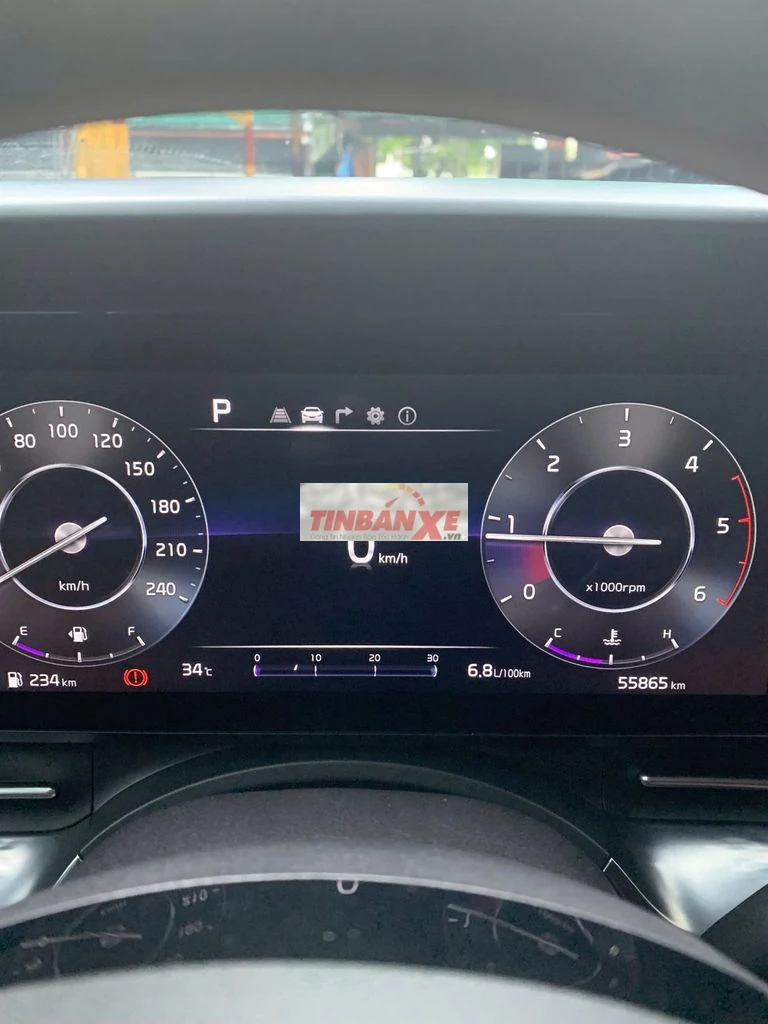 Kia Carnival Signature 2023 55865 km Đen