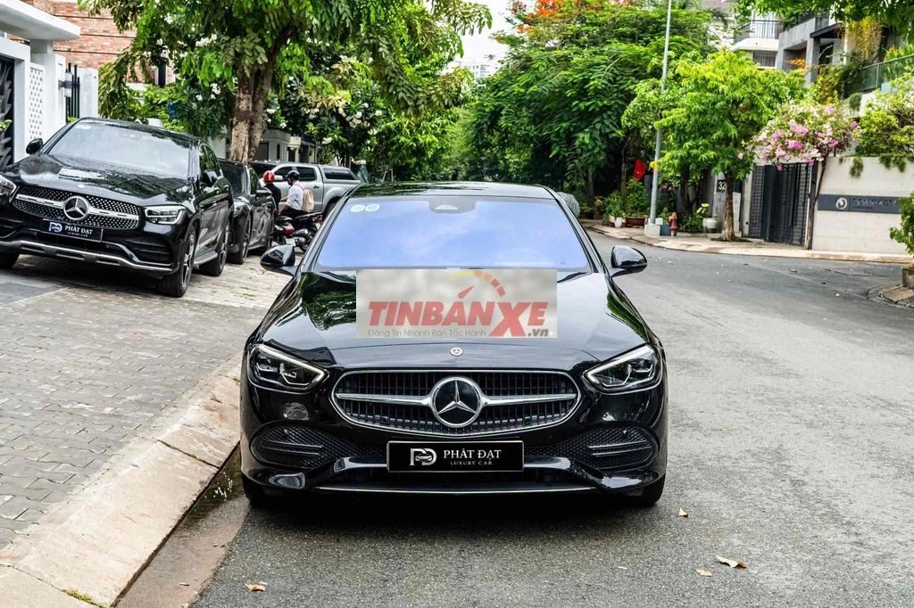 Mercedes-Benz C200 Avantgarde Plus 2023 Bank 90%