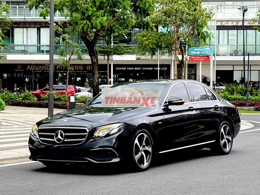 Mercedes e200 sport model 2020 1 chủ