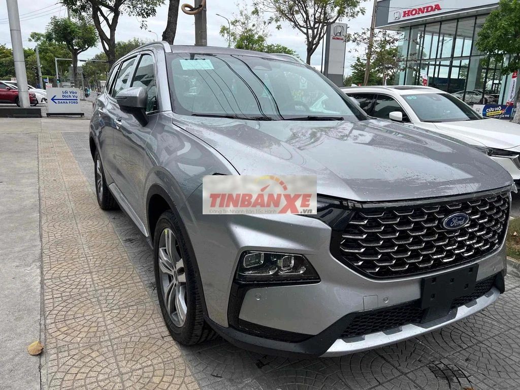 Ford Territory 2025 10.000 km Bạc