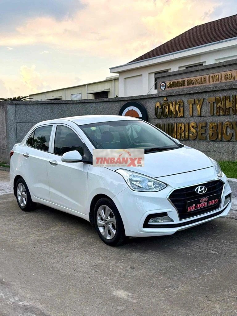 Hyundai i10 Sedan 2017 Full cao cấp .Số Tự Động