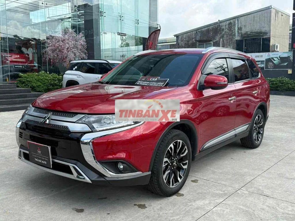 Mitsubishi Outlander CVT 2021 Đỏ 39.200 km