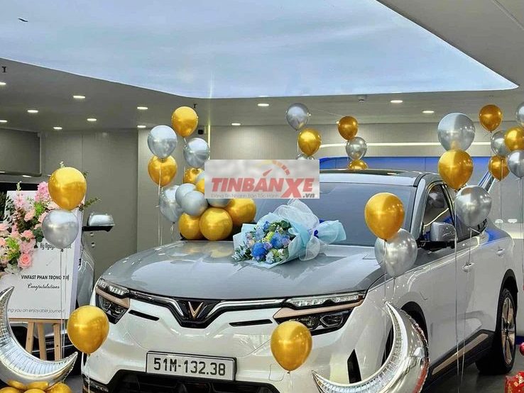 VF8 giá siêu ưu đãi-hỗ trợ nợ xấu-vay 85% giá xe