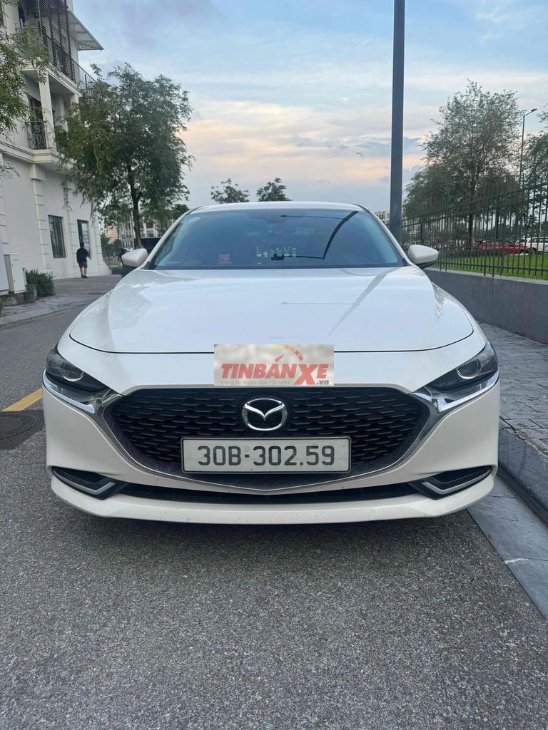 Mazda Mazda 3 Luxury Trắng 12000 km