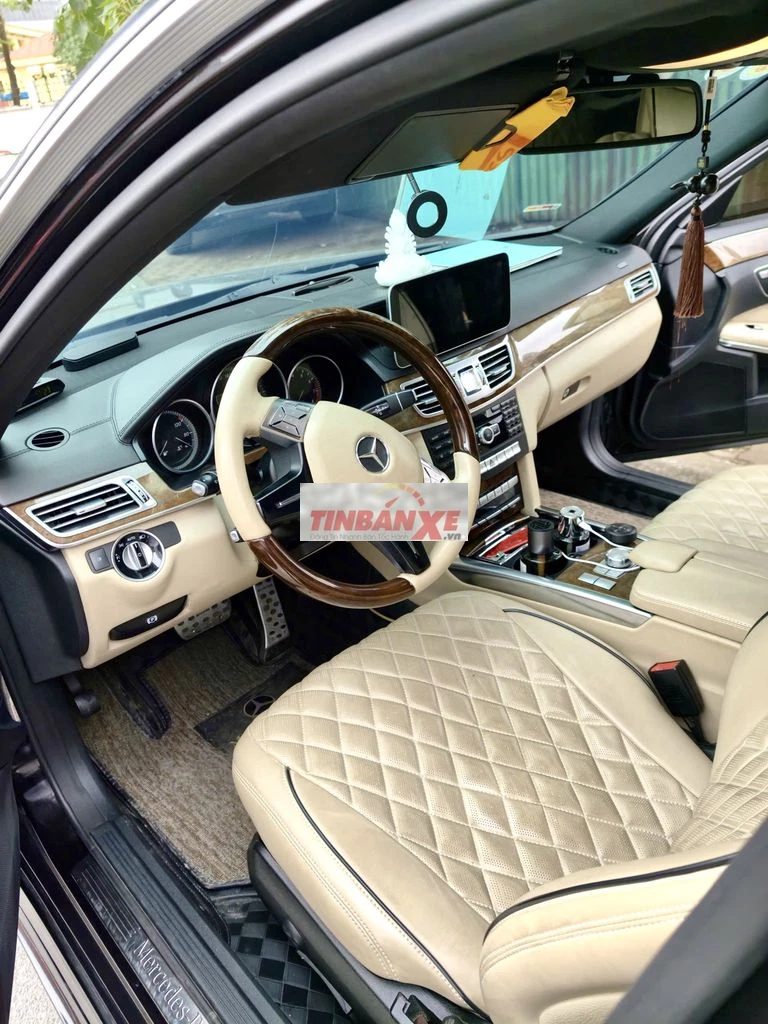 Mercedes-Benz E400 2013 Đen
