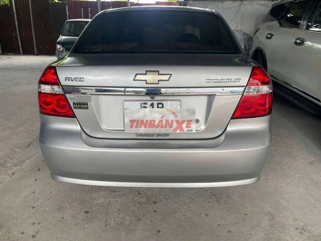 Chevrolet Aveo Bạc 5 chỗ