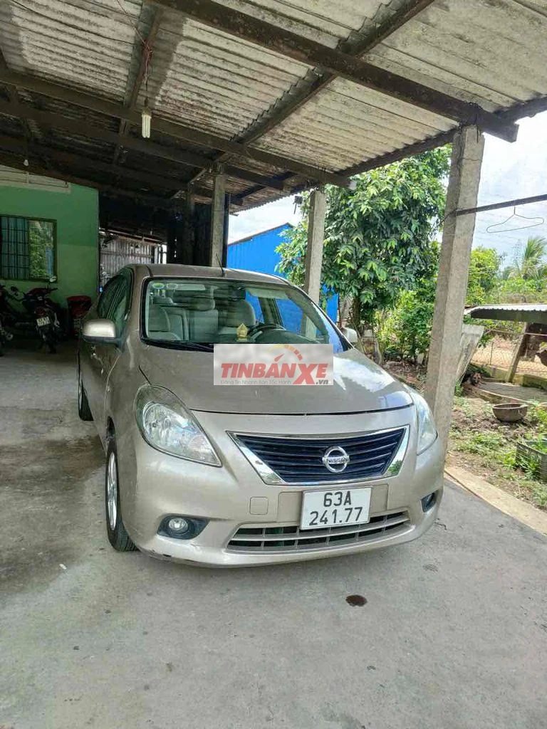 Nissan Sunny 2015 Vàng cát