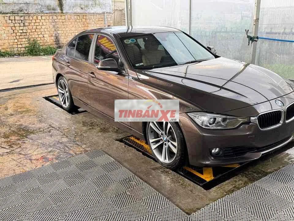 BMW 328i 2012 95.000km Nâu Da