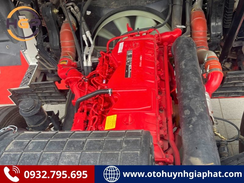 Dong-co-Cummins-cua-xe-Shacman-X6000-460HP.jpg