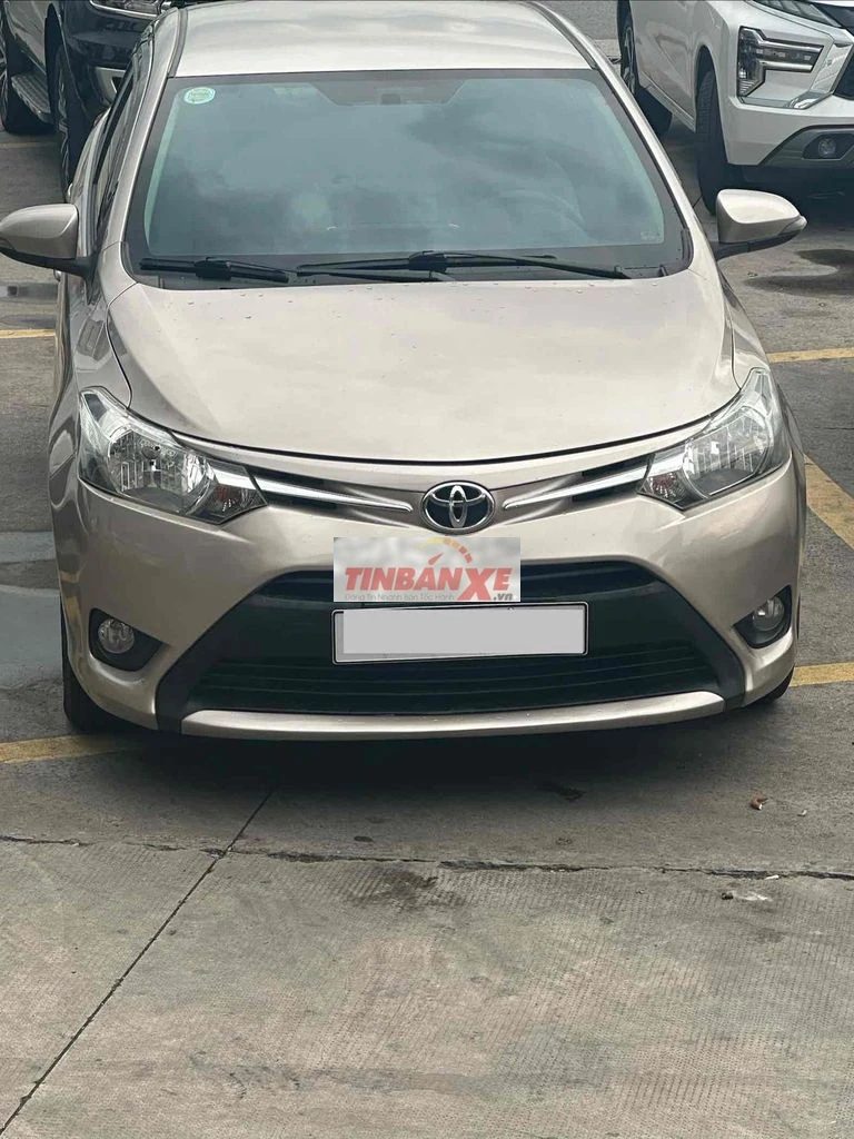 Toyota Vios 2017 Vàng cát