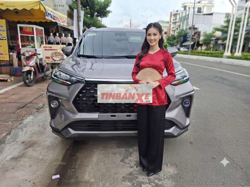 Toyota Veloz 2024 Xám 6 vạn