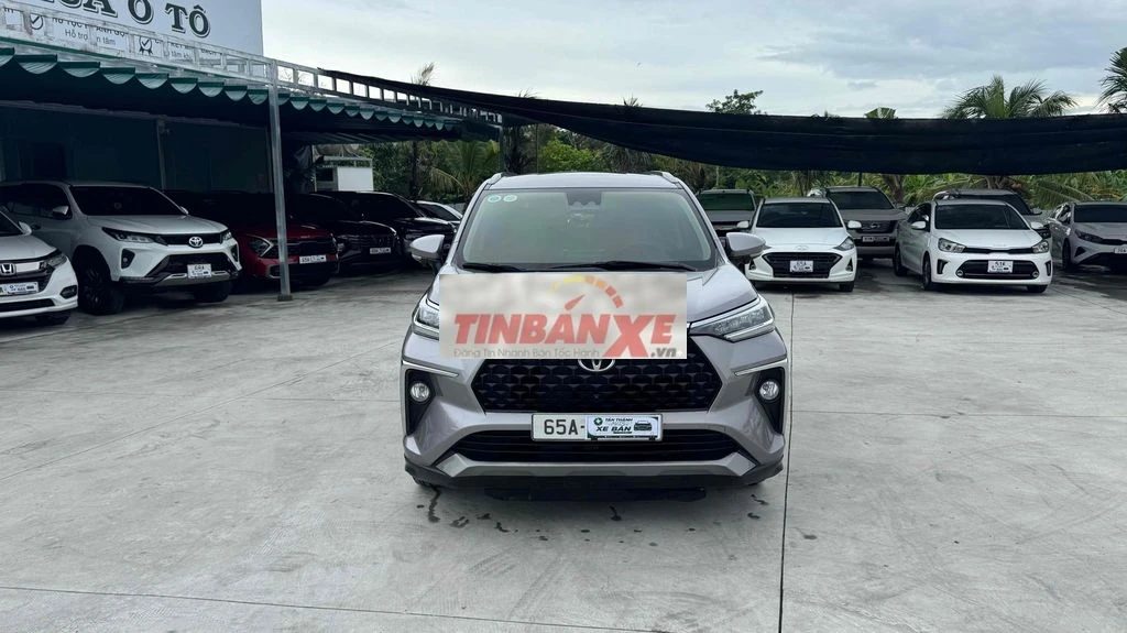 Toyota Veloz Cross Top 1.5 CVT 2024 Xám 78.000km