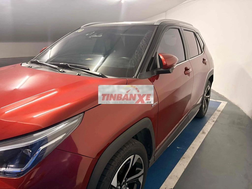 Toyota yaris Cross HEV 2025 cam lứớt 7000km