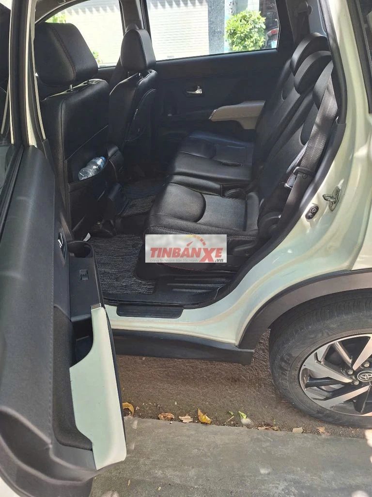 Toyota Rush 2021 Trắng 80.000 km